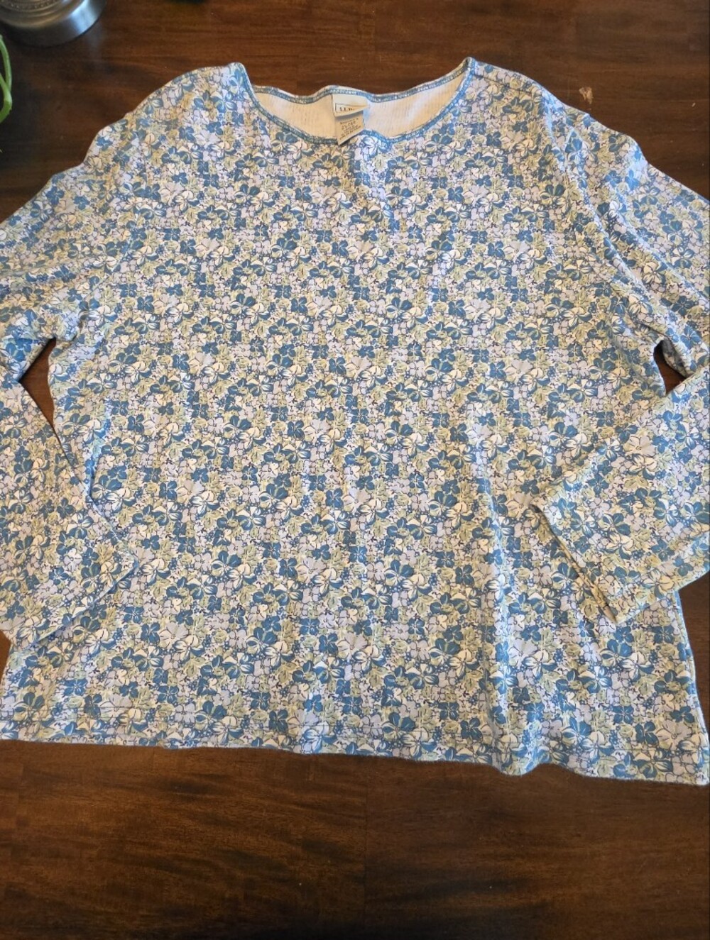 L.L. Bean Floral Ditsy Print Cotton Crewneck Long Sleeve Top Blue Size XL-Reg